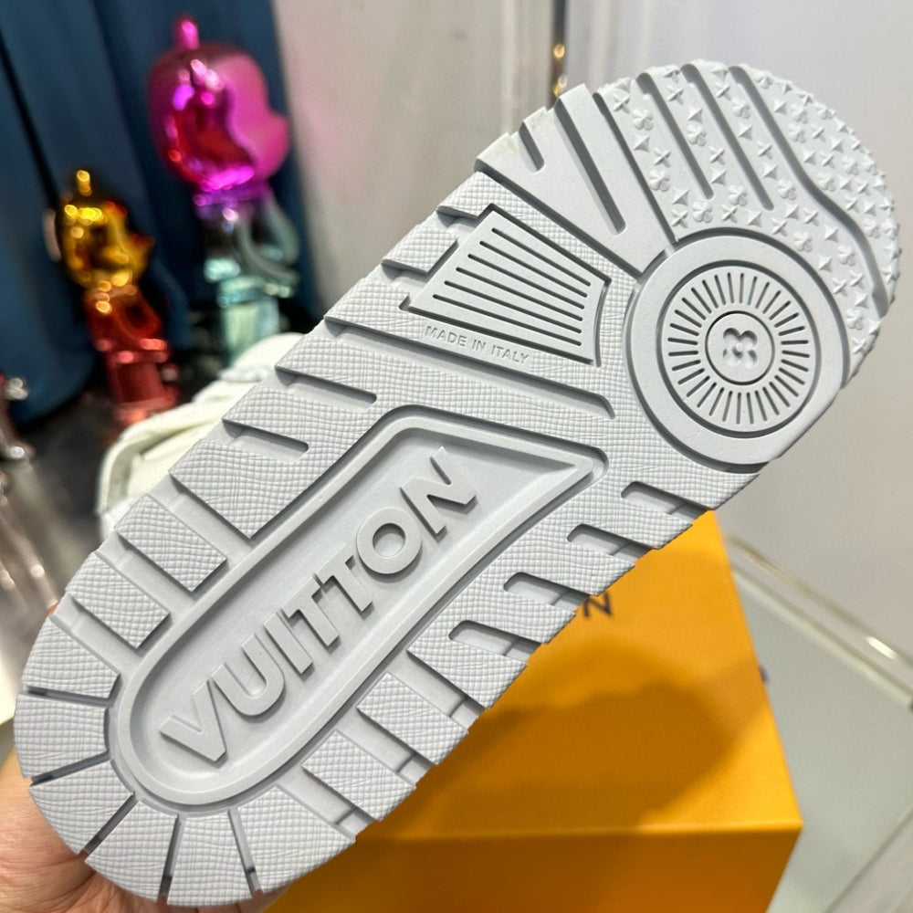 Tênis LV Trainer Maxi Cinza