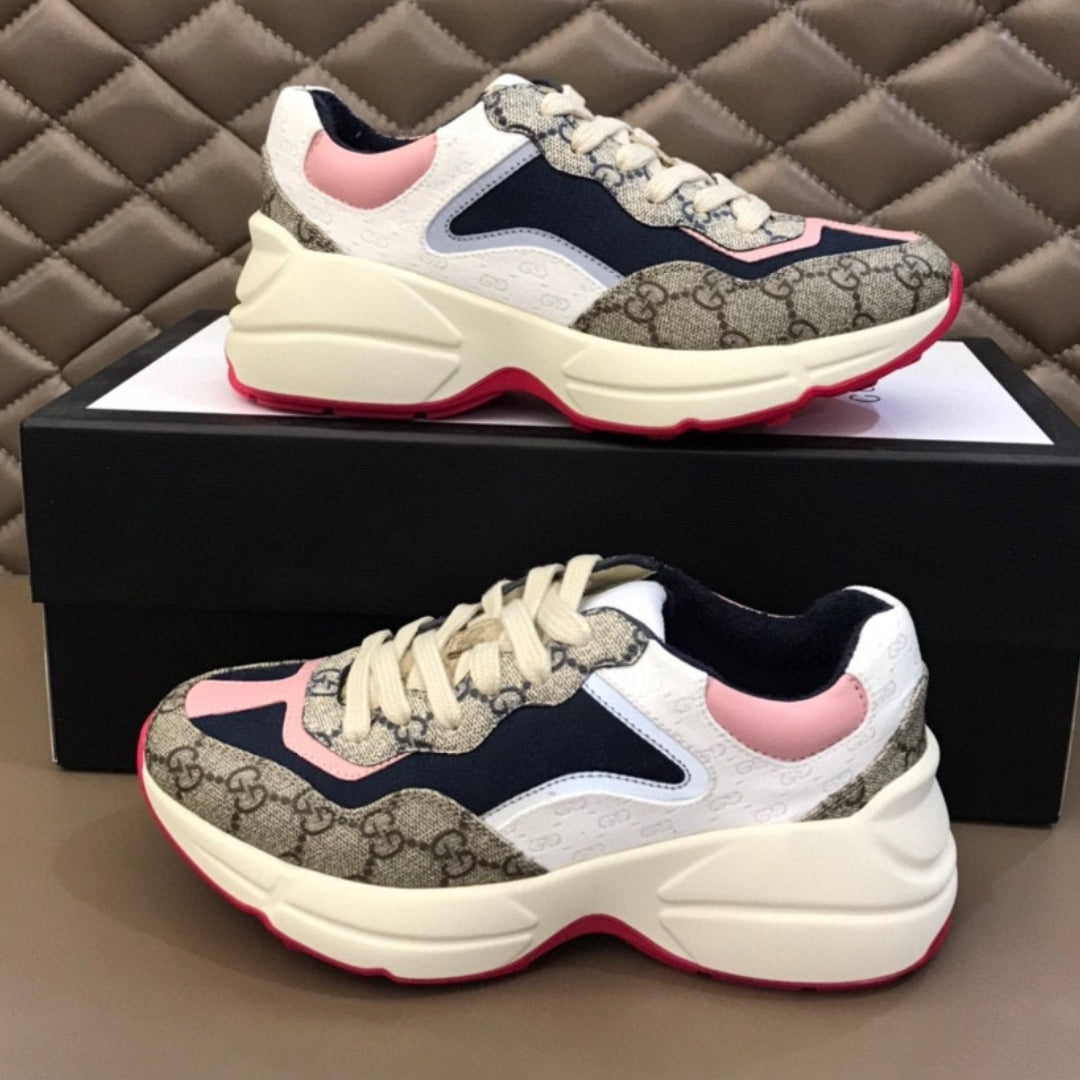 Tenis GG Rhyton Canvas com Rosa Branco e Azul escuro