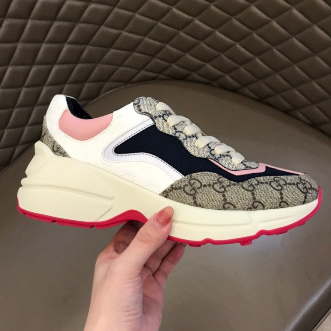Tenis GG Rhyton Canvas com Rosa Branco e Azul escuro