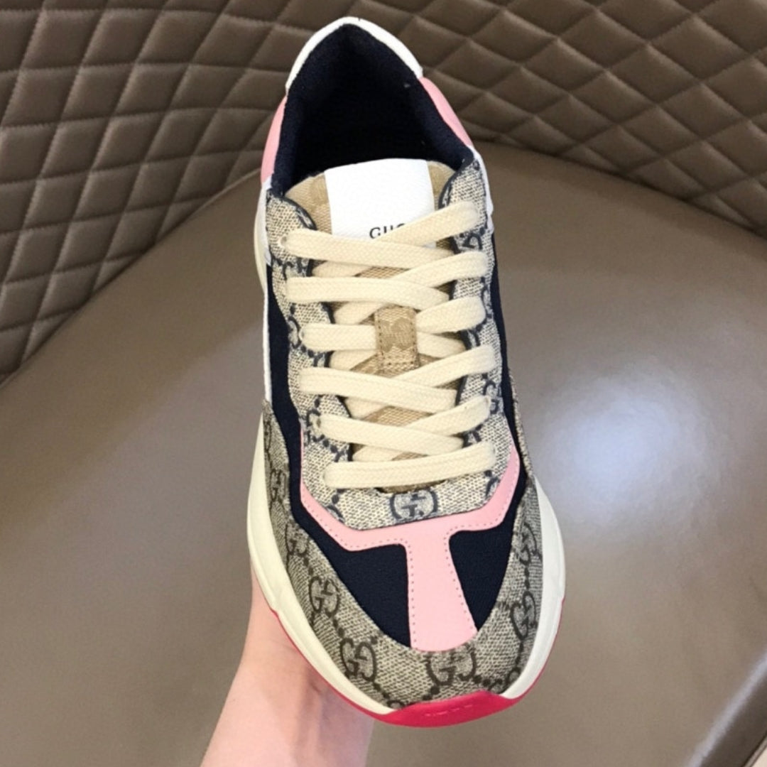 Tenis GG Rhyton Canvas com Rosa Branco e Azul escuro
