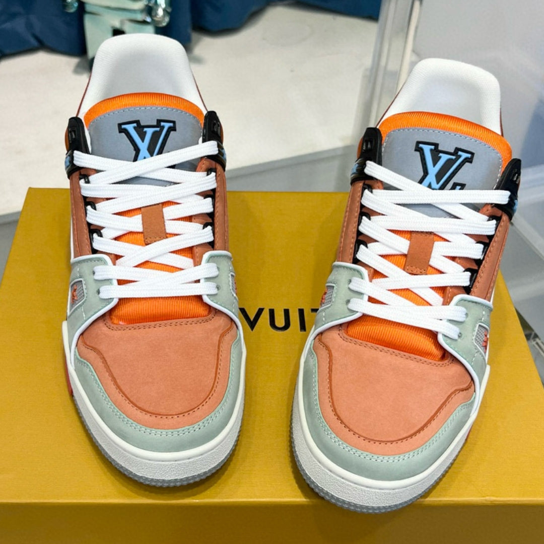 Tênis LV Trainer Cinza e Laranja