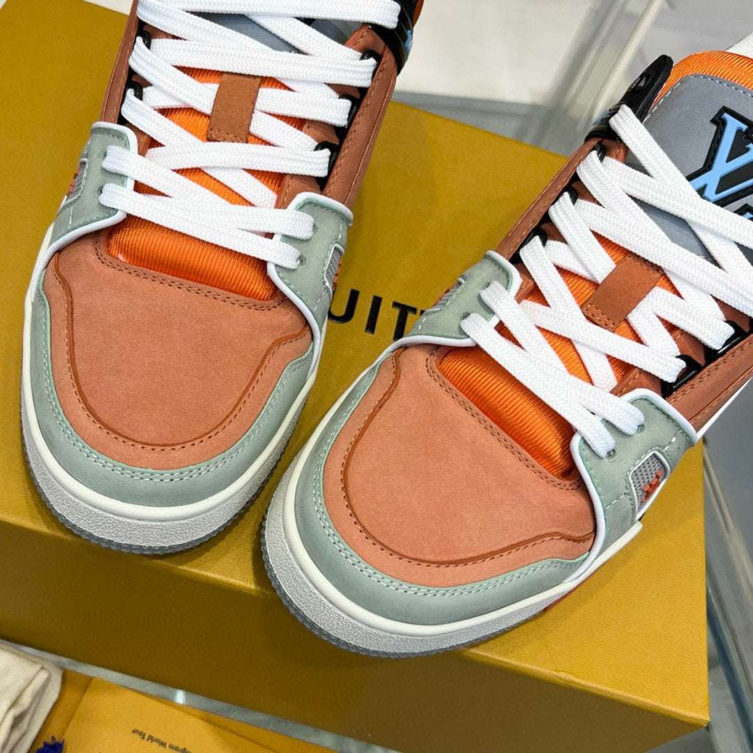 Tênis LV Trainer Cinza e Laranja