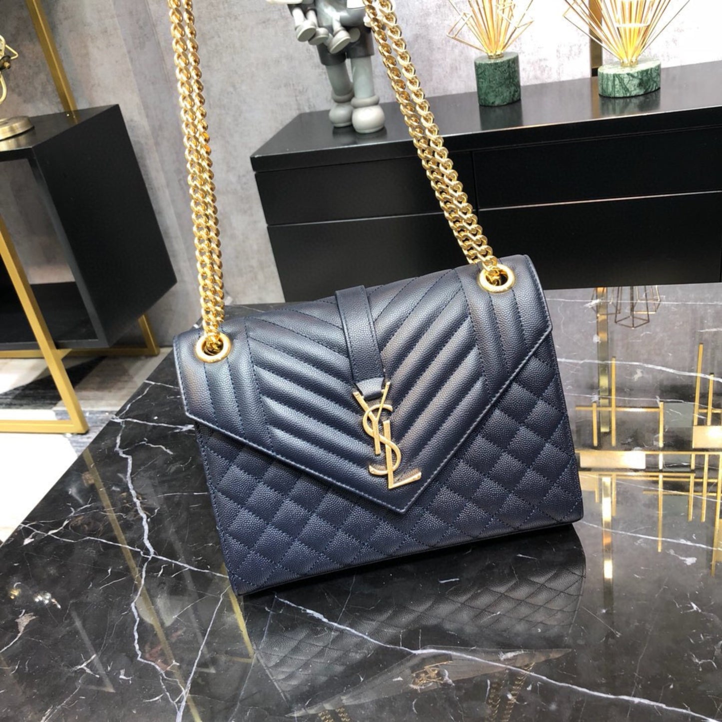 Bolsa YSL tiracolo Envelope Média Azul 24cm