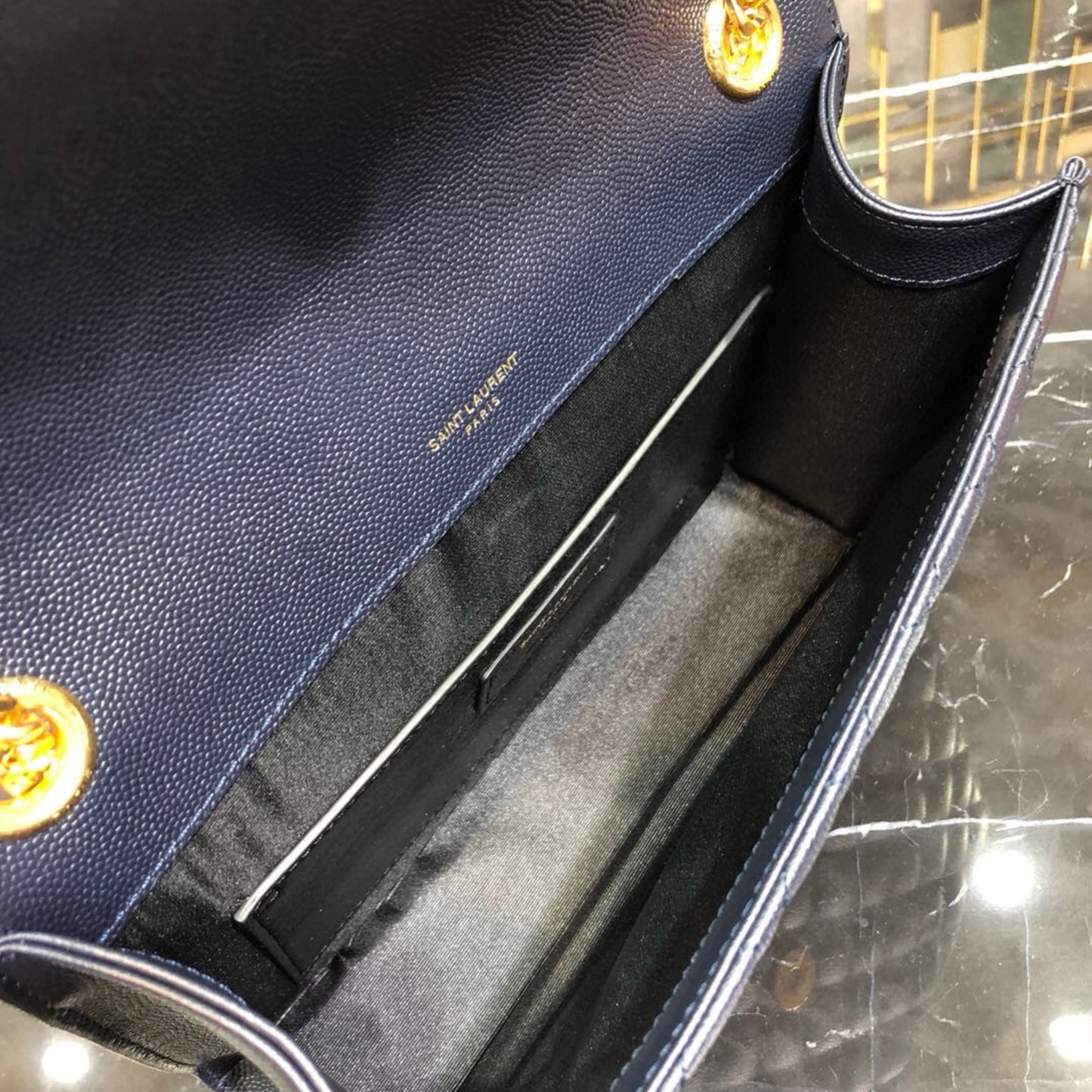 Bolsa YSL tiracolo Envelope Média Azul 24cm