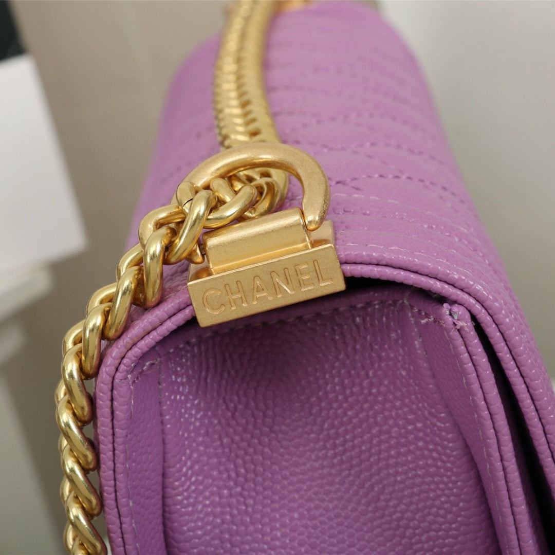 Bolsa CHN Boy Roxo claro com Dourado 25cm