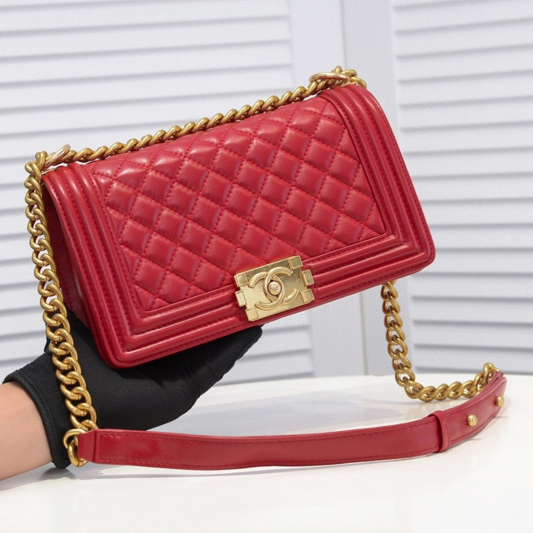 Bolsa CHN Boy Vermelho com Dourado 25cm