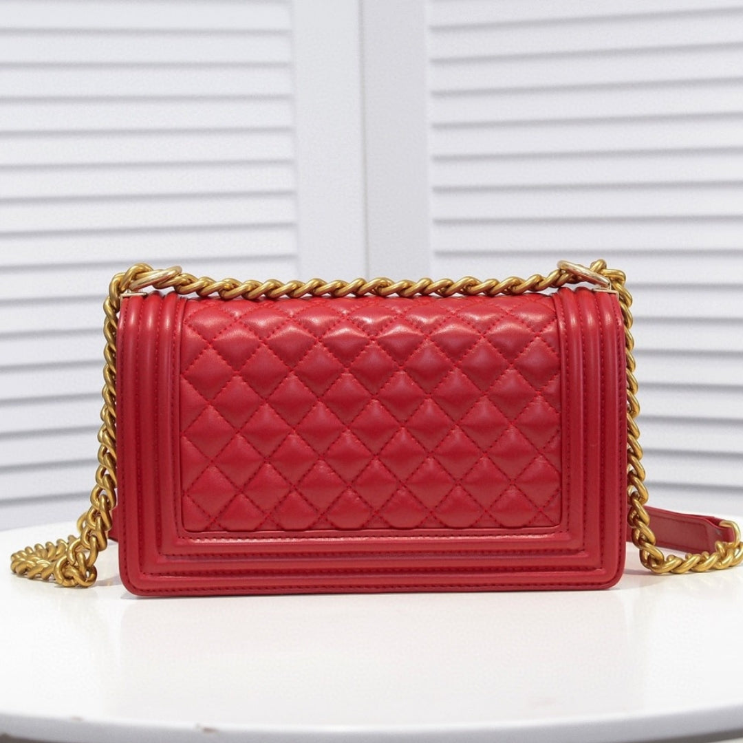 Bolsa CHN Boy Vermelho com Dourado 25cm