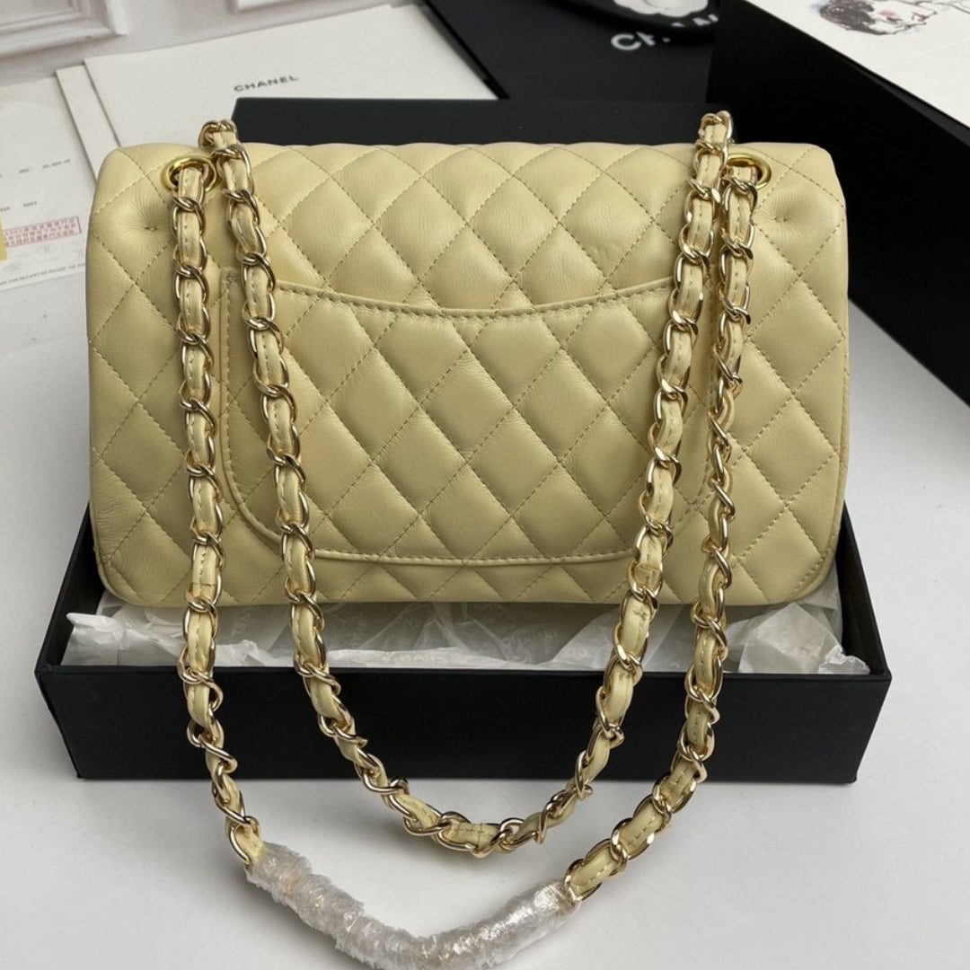 Bolsa CHN Classica Amarelo Claro com Dourado 25cm