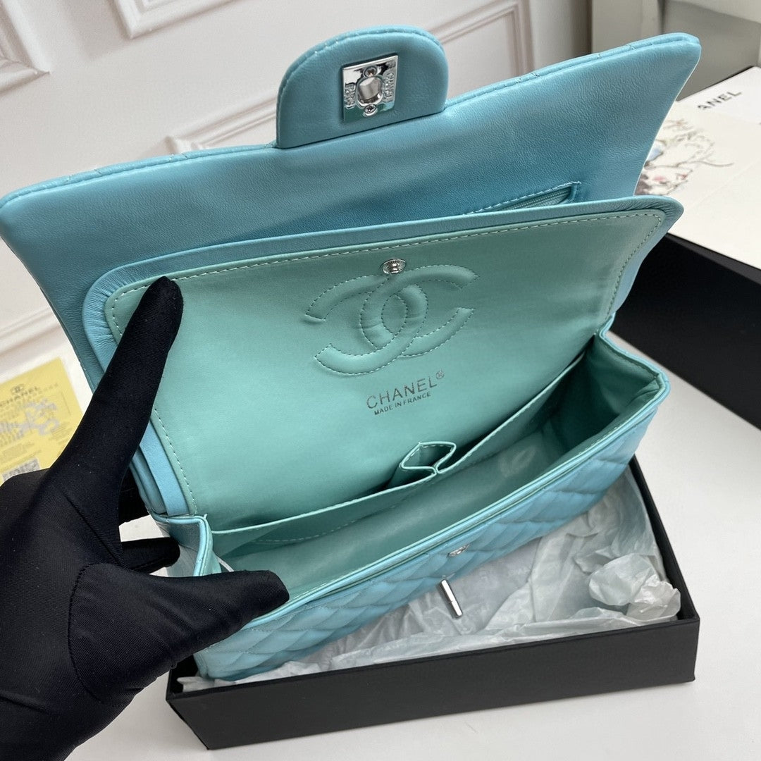 Bolsa CHN Classica Azul claro com Prata 25cm