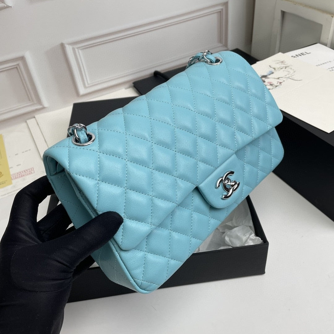 Bolsa CHN Classica Azul claro com Prata 25cm