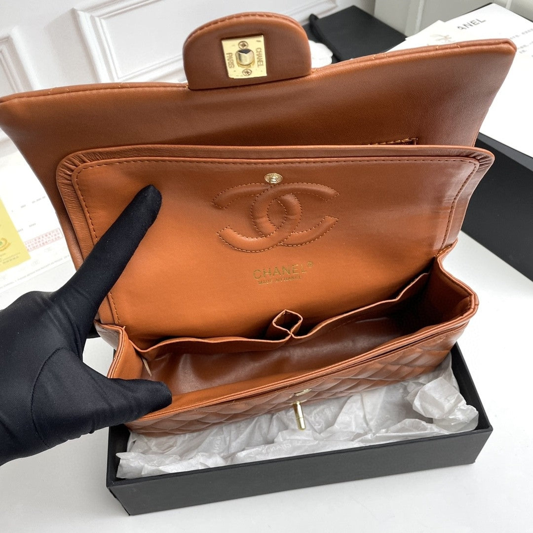 Bolsa CHN Classica Marrom com Dourado 25cm