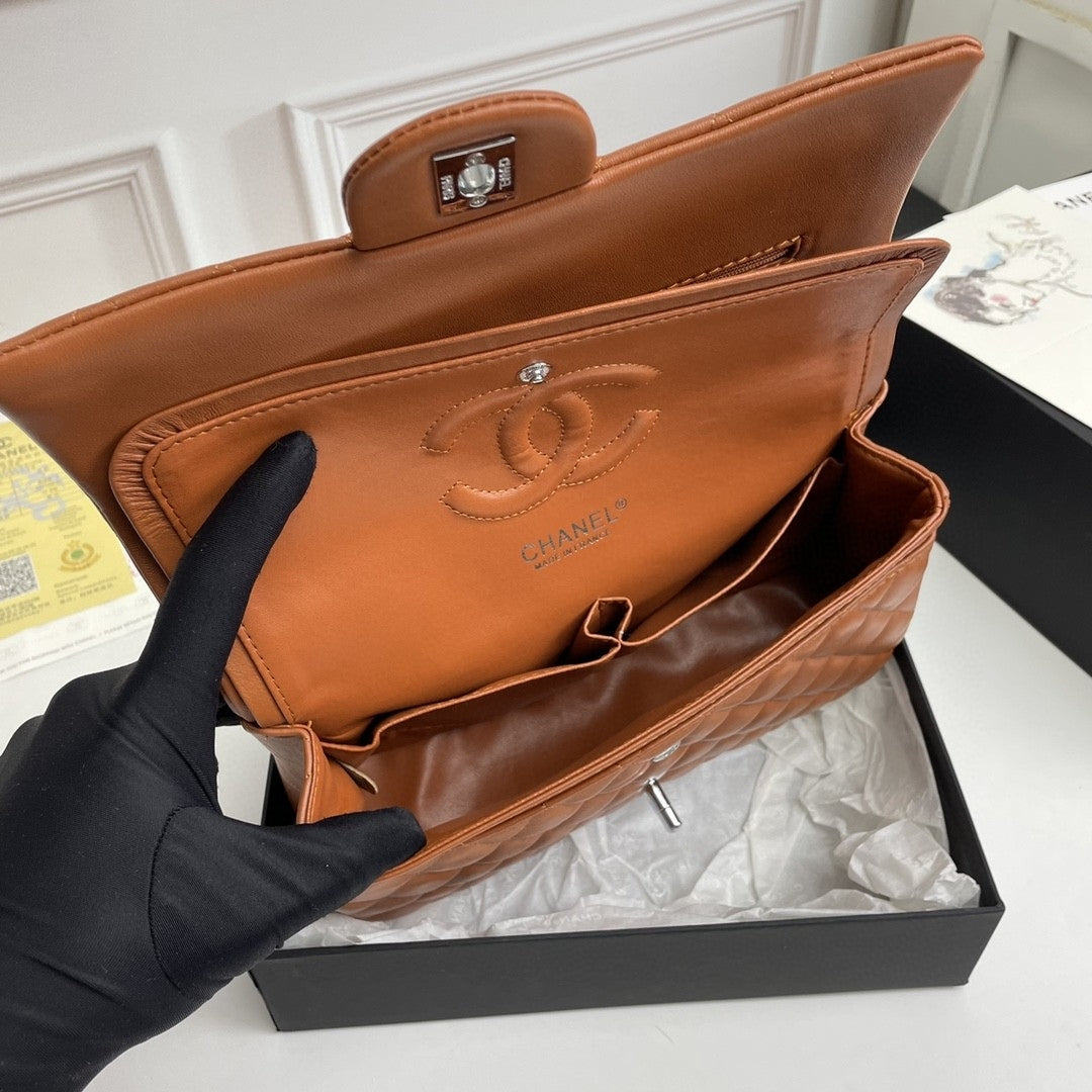 Bolsa CHN Classica Marrom com Prata 25cm