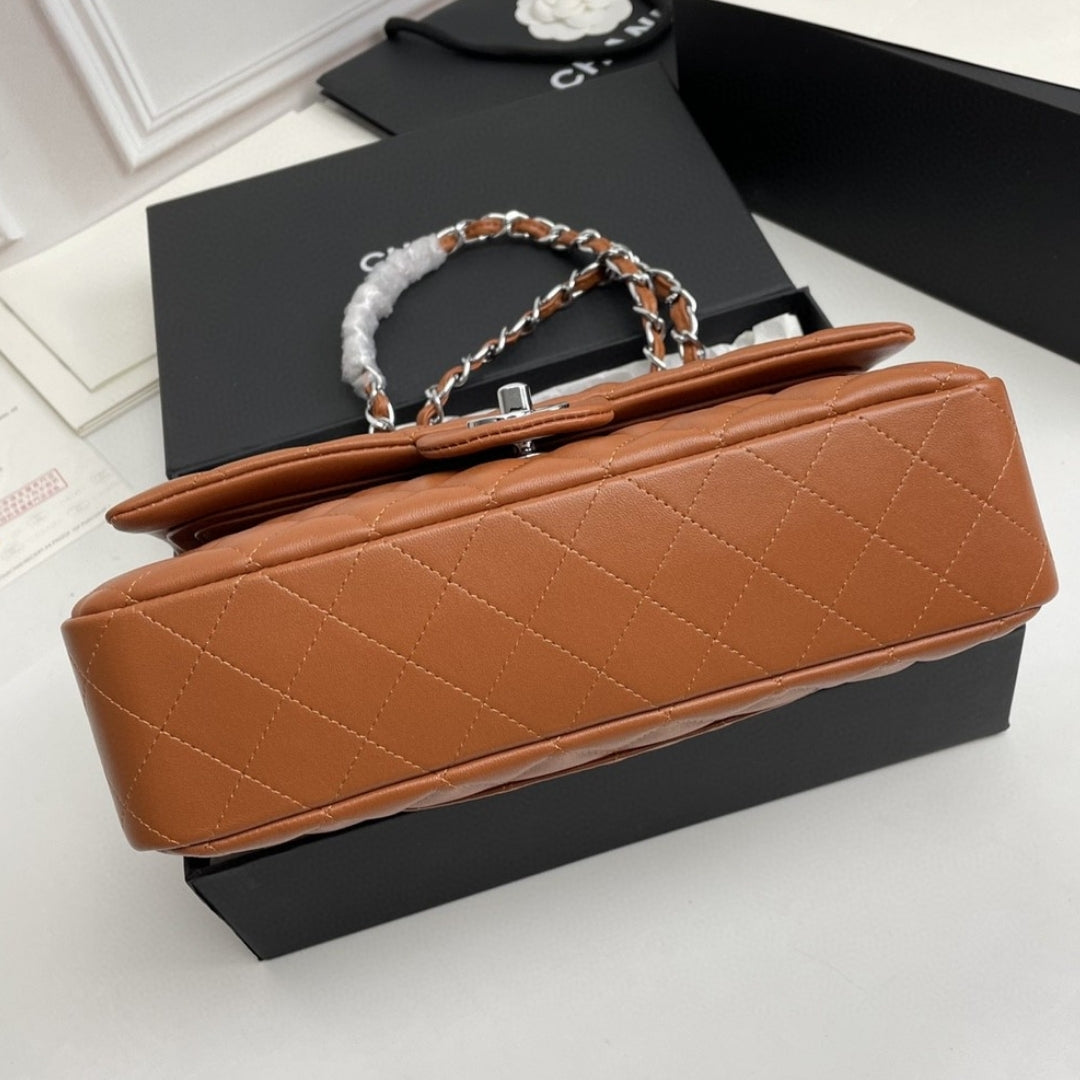 Bolsa CHN Classica Marrom com Prata 25cm
