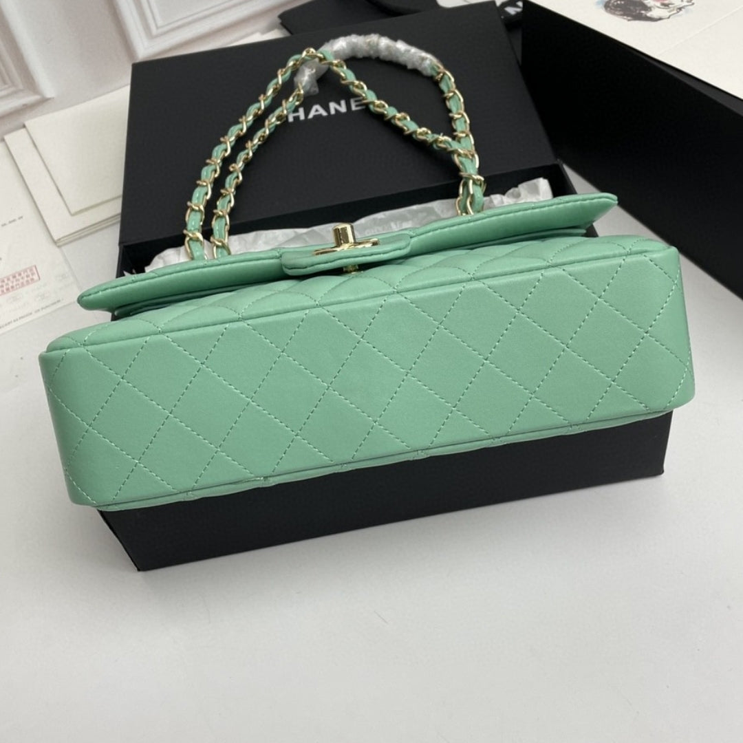 Bolsa CHN Classica Verde Claro com dourado 25cm