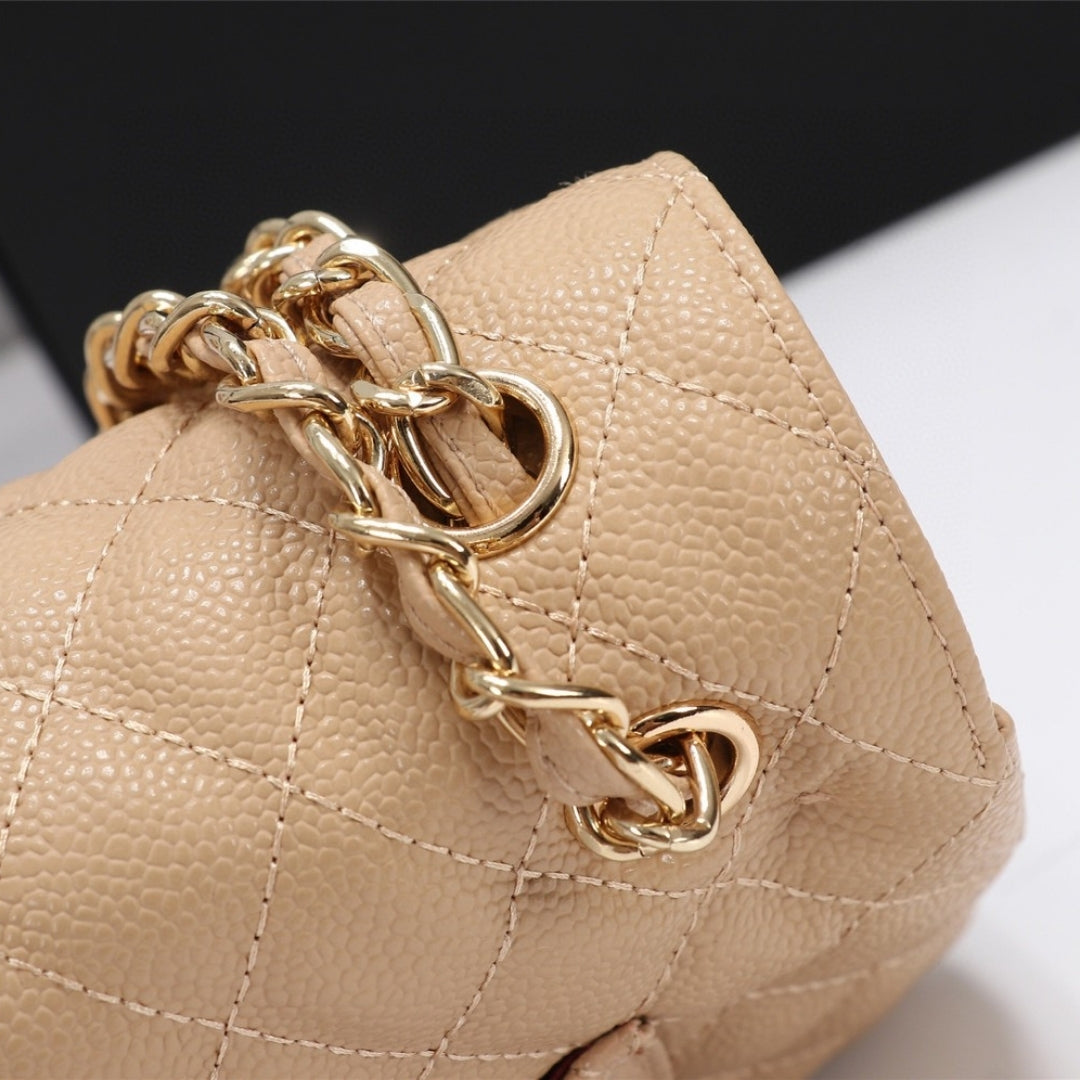 Bolsa CHN Classica detalhes Bege com Dourado 25cm