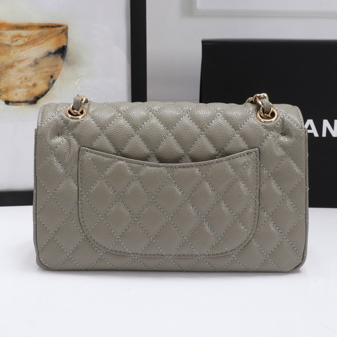 Bolsa CHN Classica detalhes Cinza militar com Dourado 25cm
