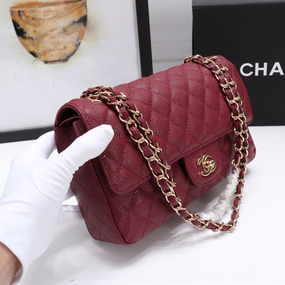 Bolsa CHN Classica detalhes Vinho com Dourado 25cm