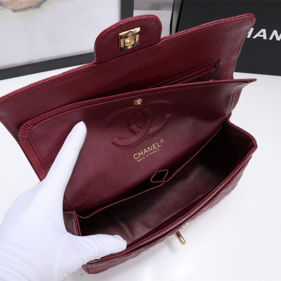 Bolsa CHN Classica detalhes Vinho com Dourado 25cm