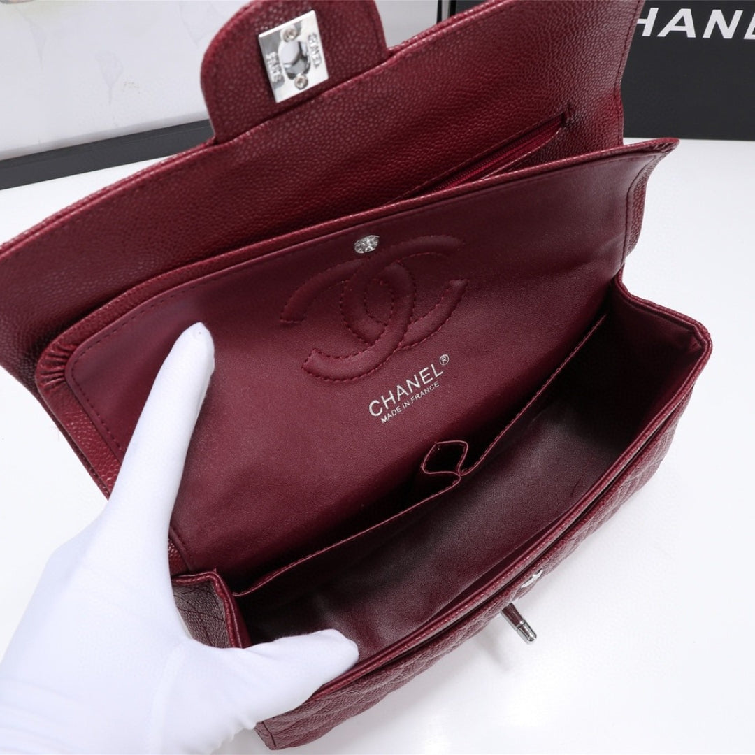 Bolsa CHN Classica detalhes Vinho com prata 25cm