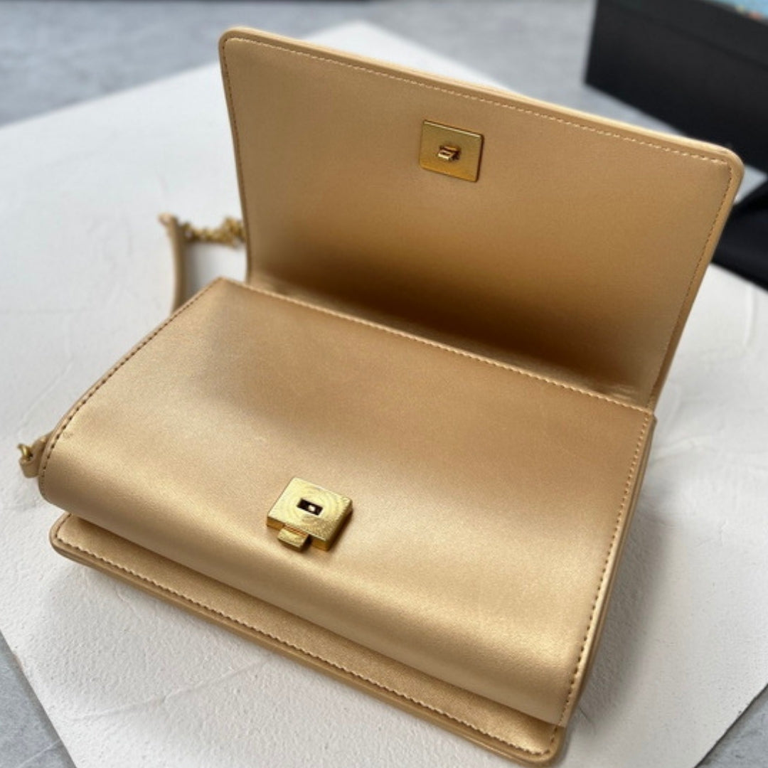 Bolsa DG Devotion Pequena Dourado 21cm