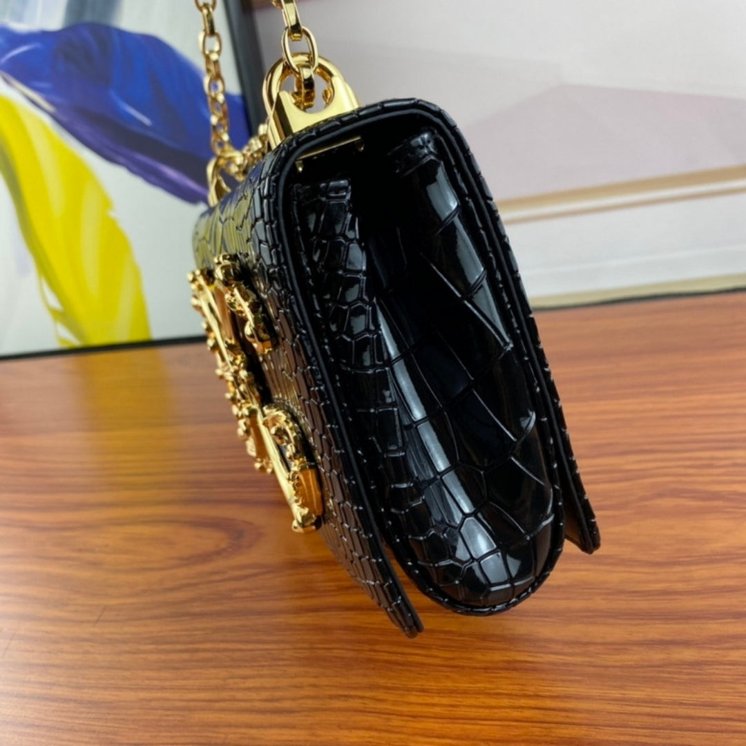 Bolsa DG tiracolo Girls Preto com detalhes 21cm