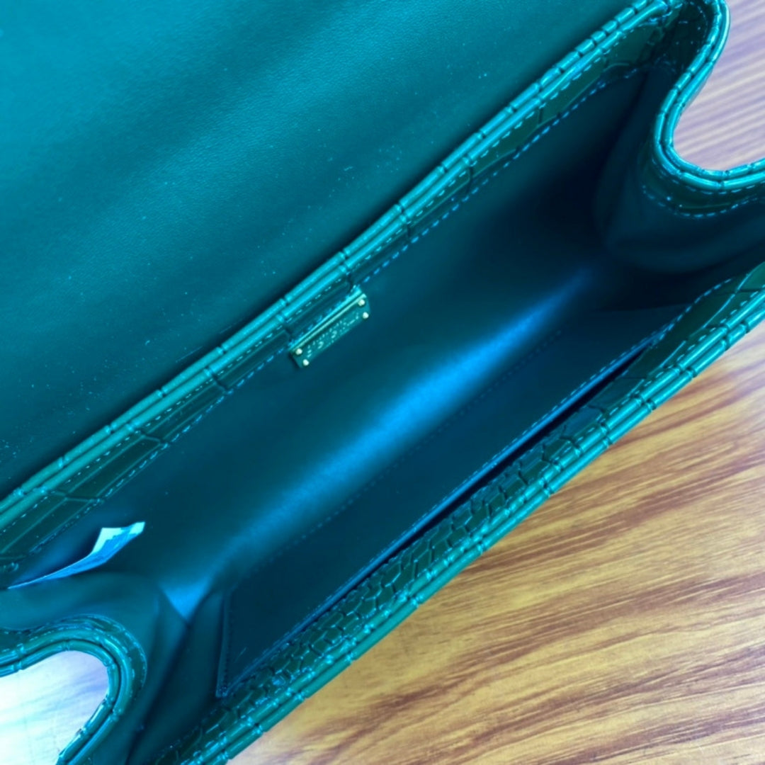 Bolsa DG tiracolo Girls Verde com detalhes 21cm