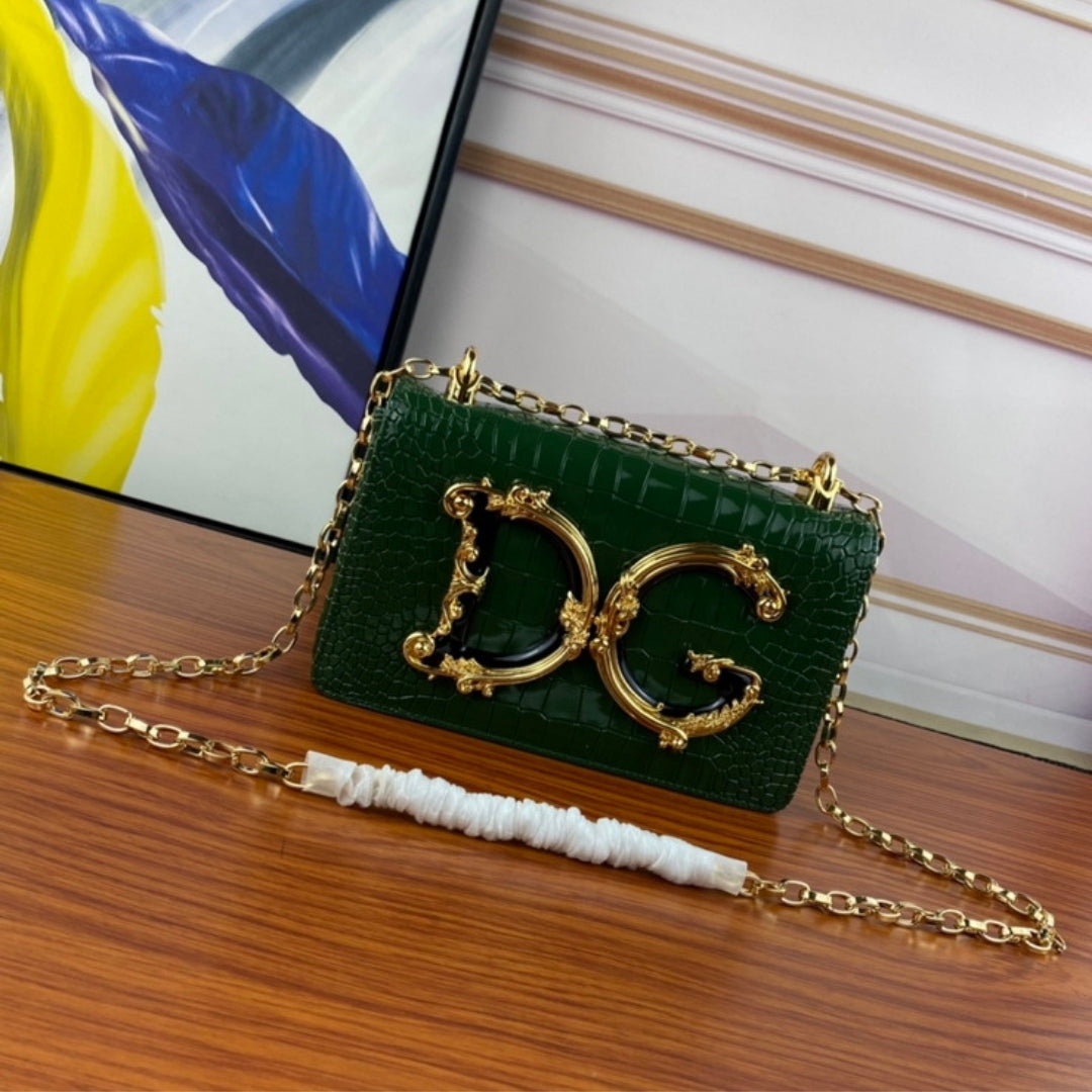 Bolsa DG tiracolo Girls Verde com detalhes 21cm