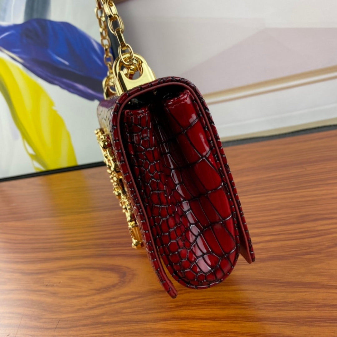 Bolsa DG tiracolo Girls Vermelho com detalhes 21cm