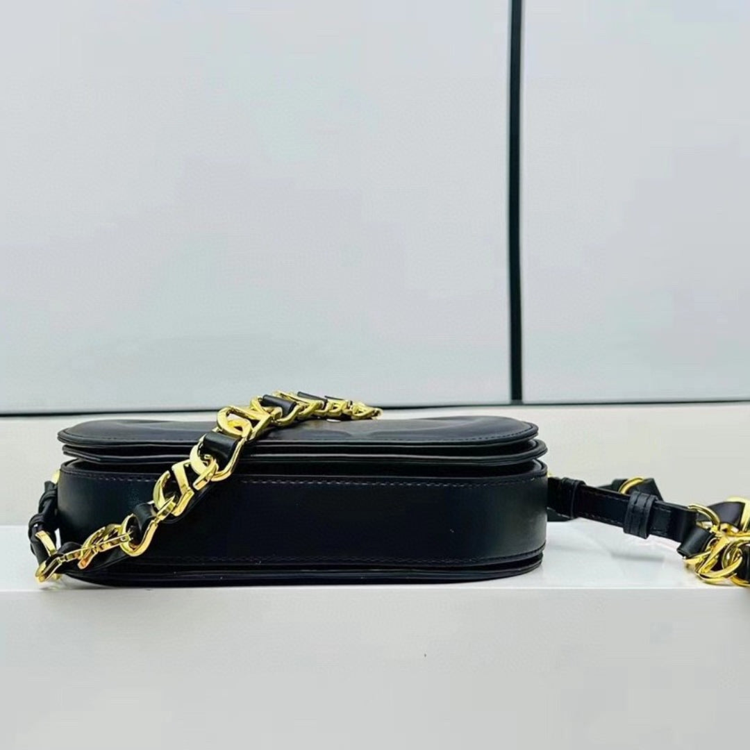 Bolsa Dio Signature Preto 19cm