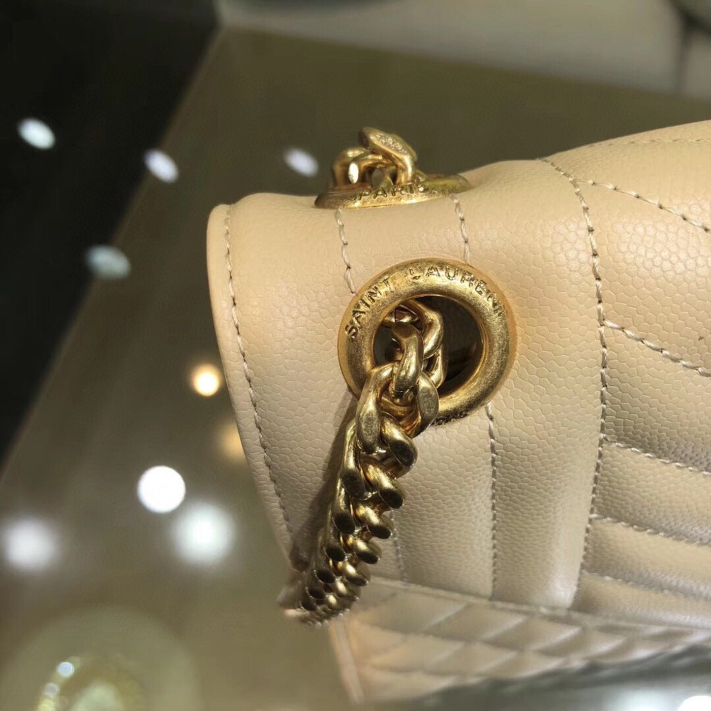 Bolsa YSL tiracolo Envelope Média bege 24cm