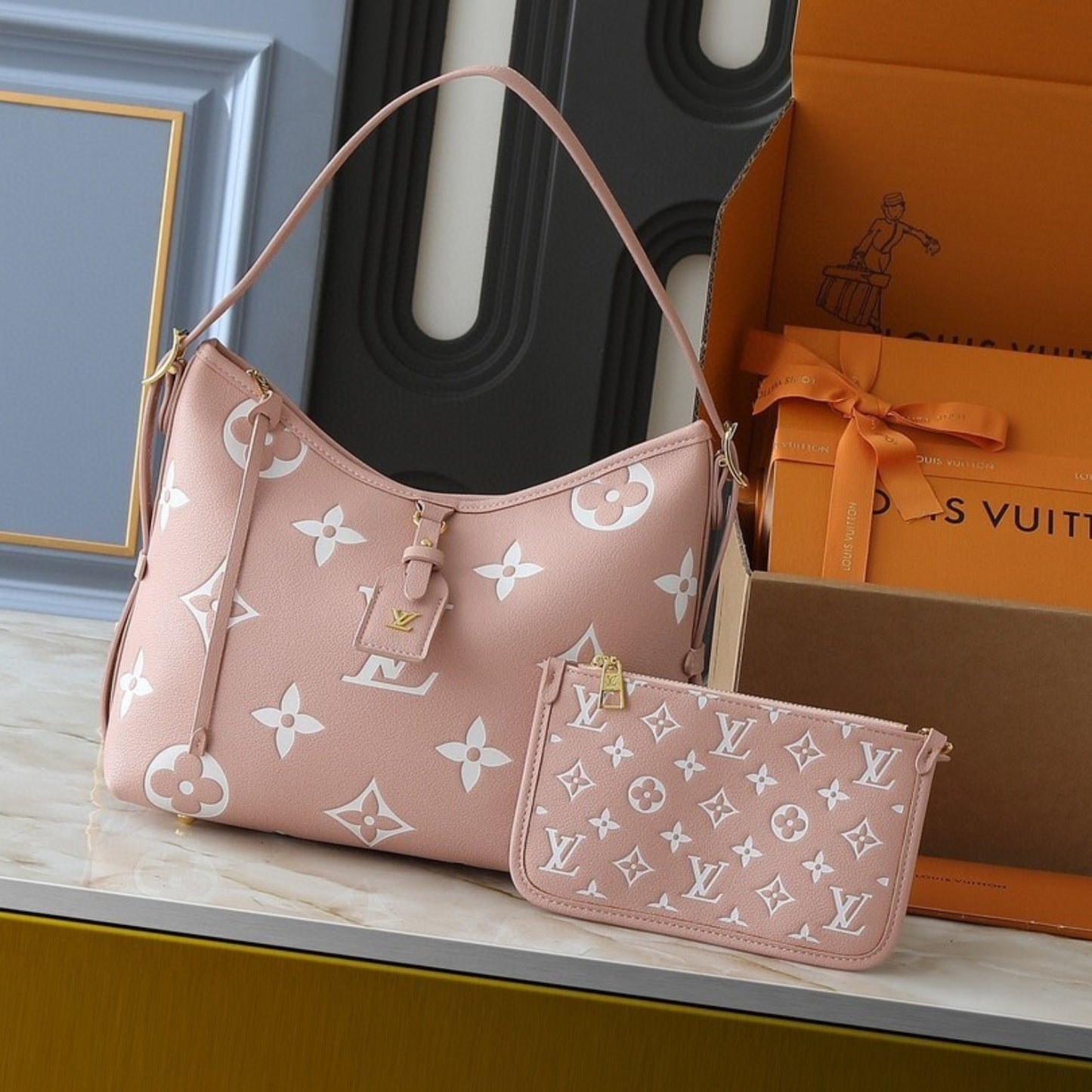 Bolsa LV CarryAll Rosa com Branco 29cm