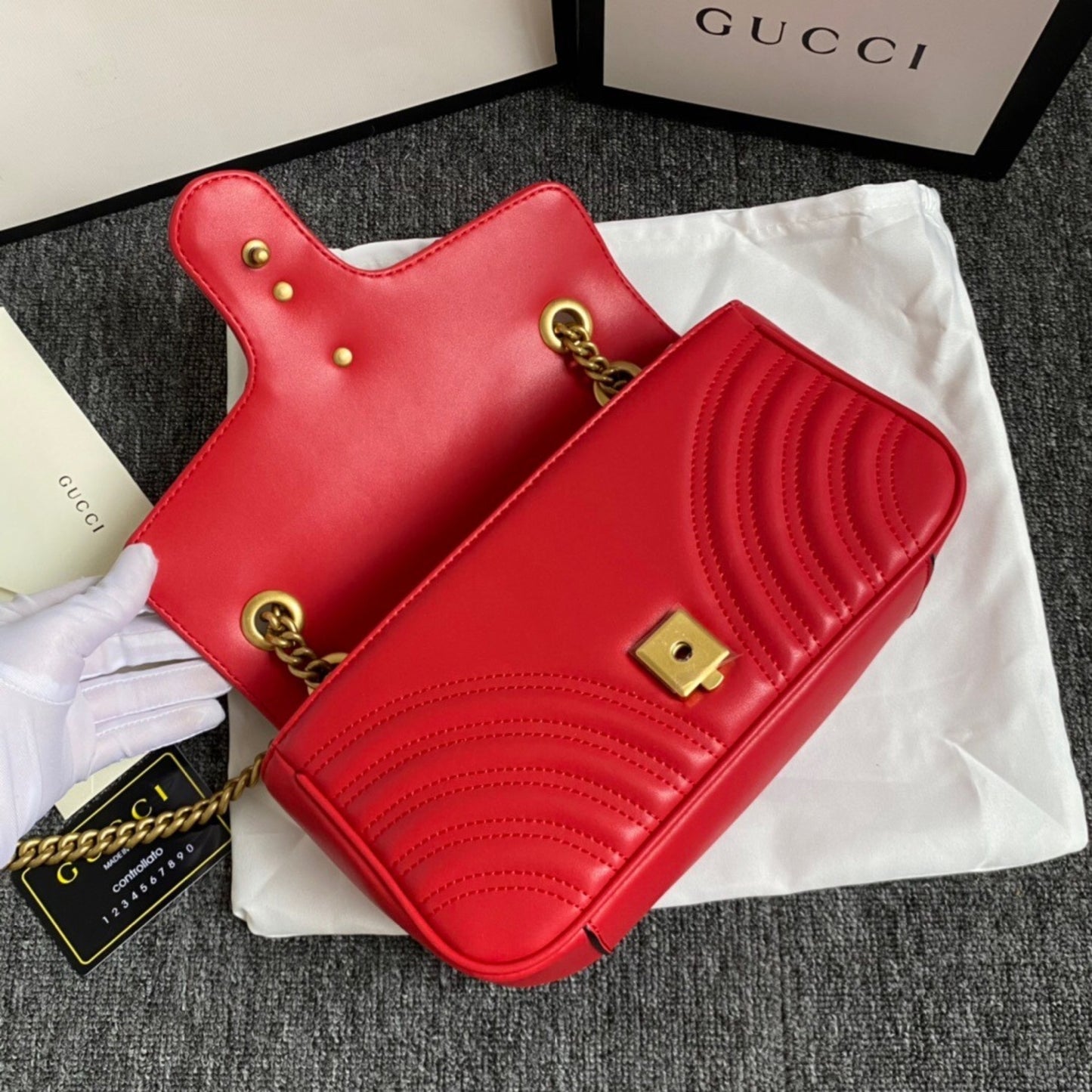 Bolsa GG Marmont Pequena Vermelha 26cm