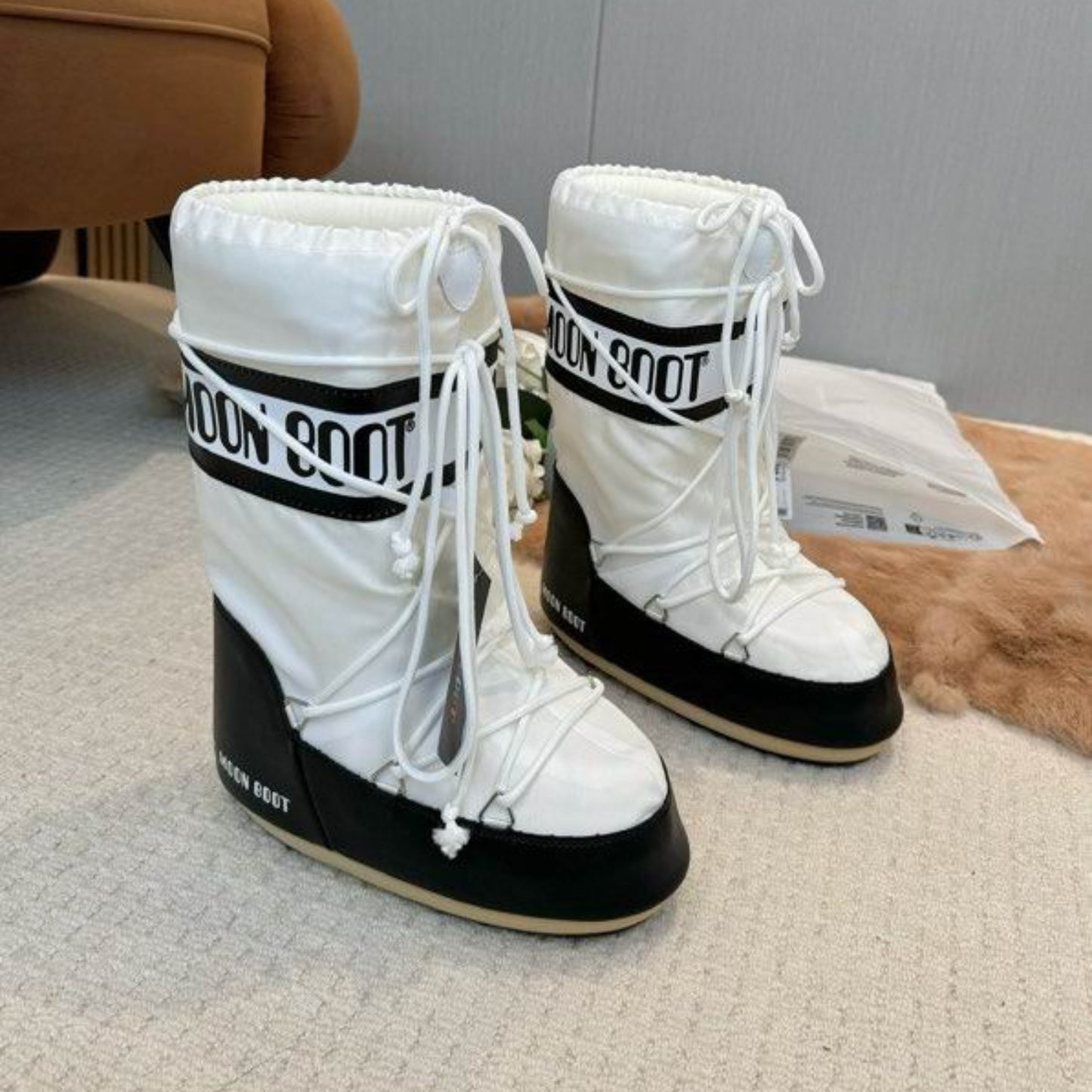 Bota Mboot Impermeável High Branco e Preto