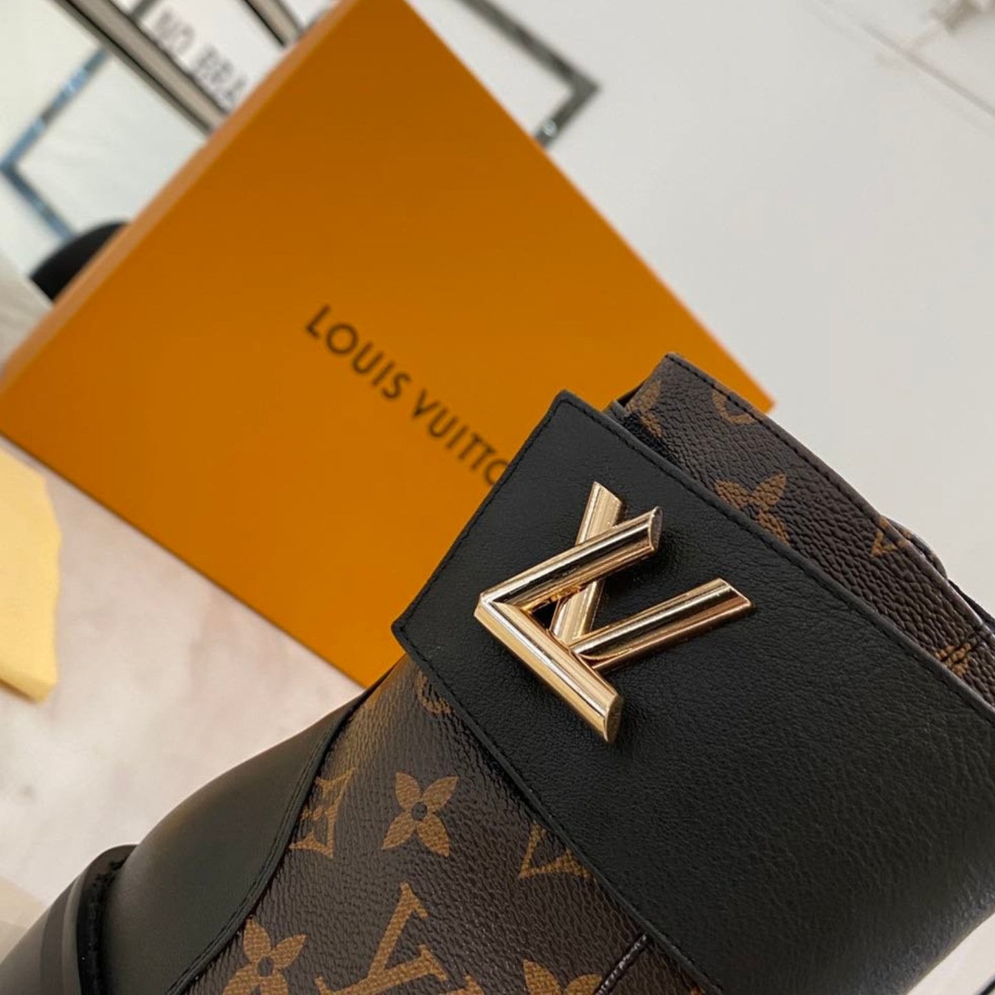 Bota LV Wonderland Monogram