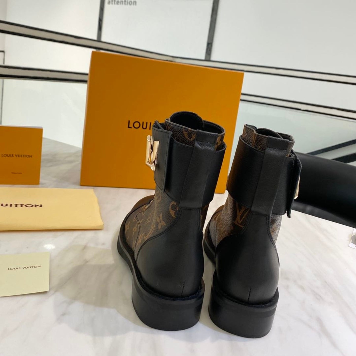 Bota LV Wonderland Monogram