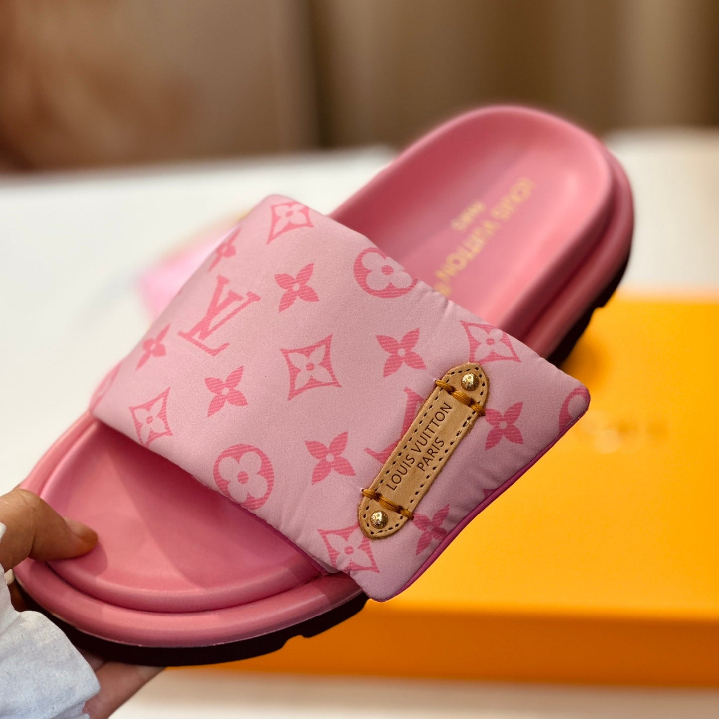 Chinelo Lv pool pillow flat comfort Rosa