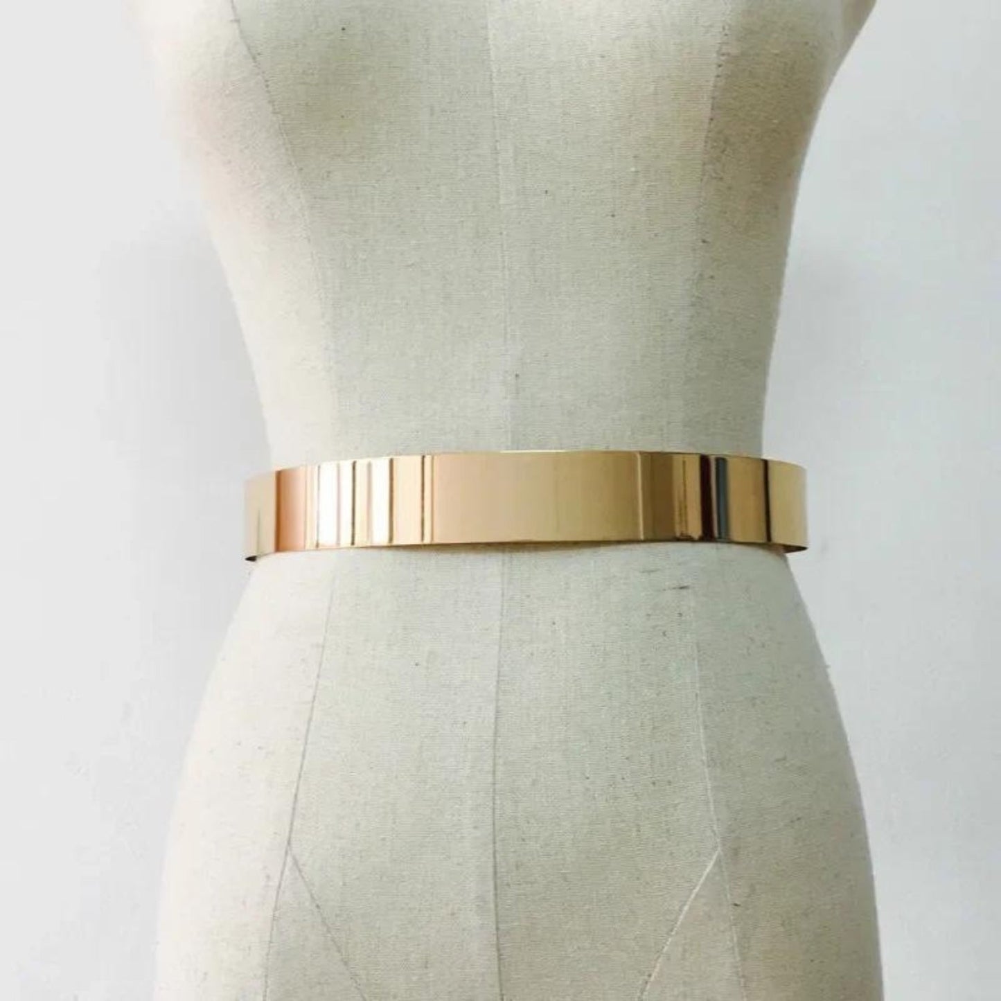 Cinto Feminino Dourado Luna Gold