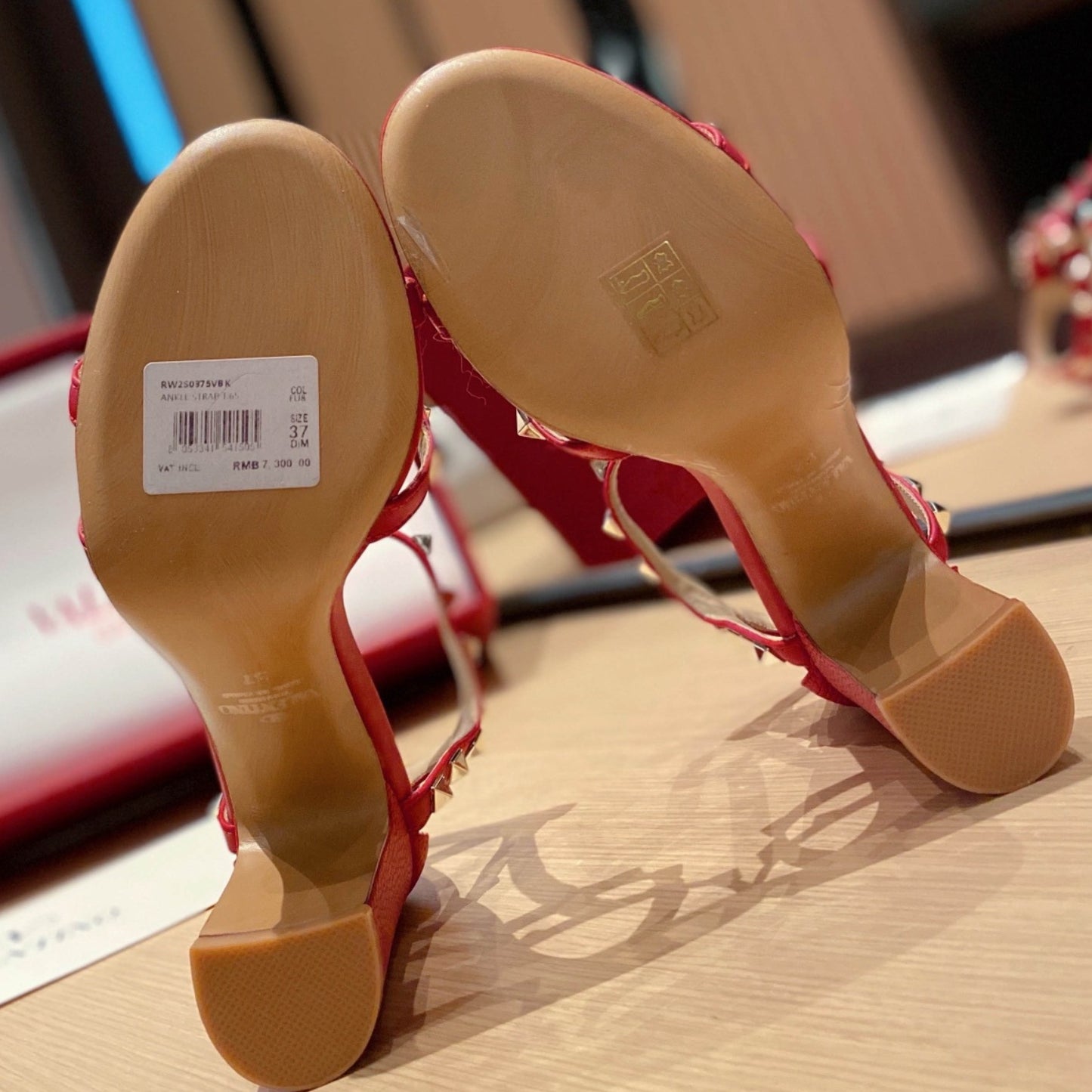 Sandália VLT Vermelho Couro com detalhes Salto 8,5cm