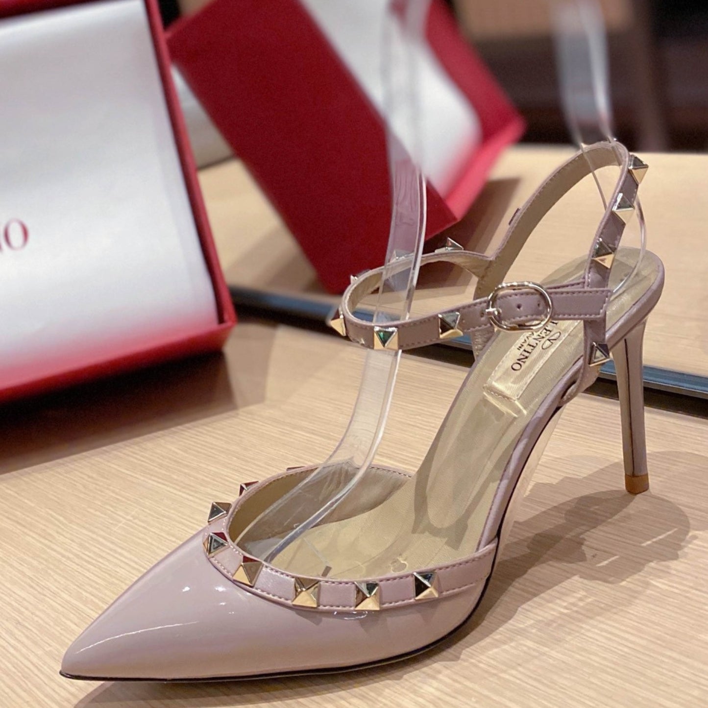 Scarpin VLT Marrom claro Couro com detalhes Salto 9cm