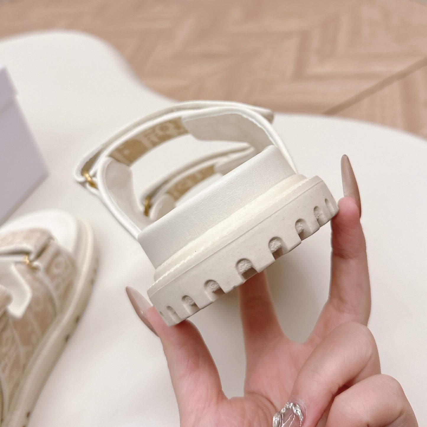 Sandalia Dio Dioract Slide Branco e Bege