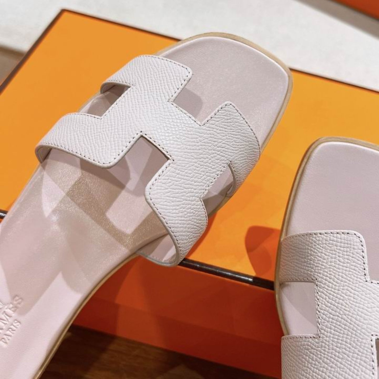 Sandália HRMS Oran Off White