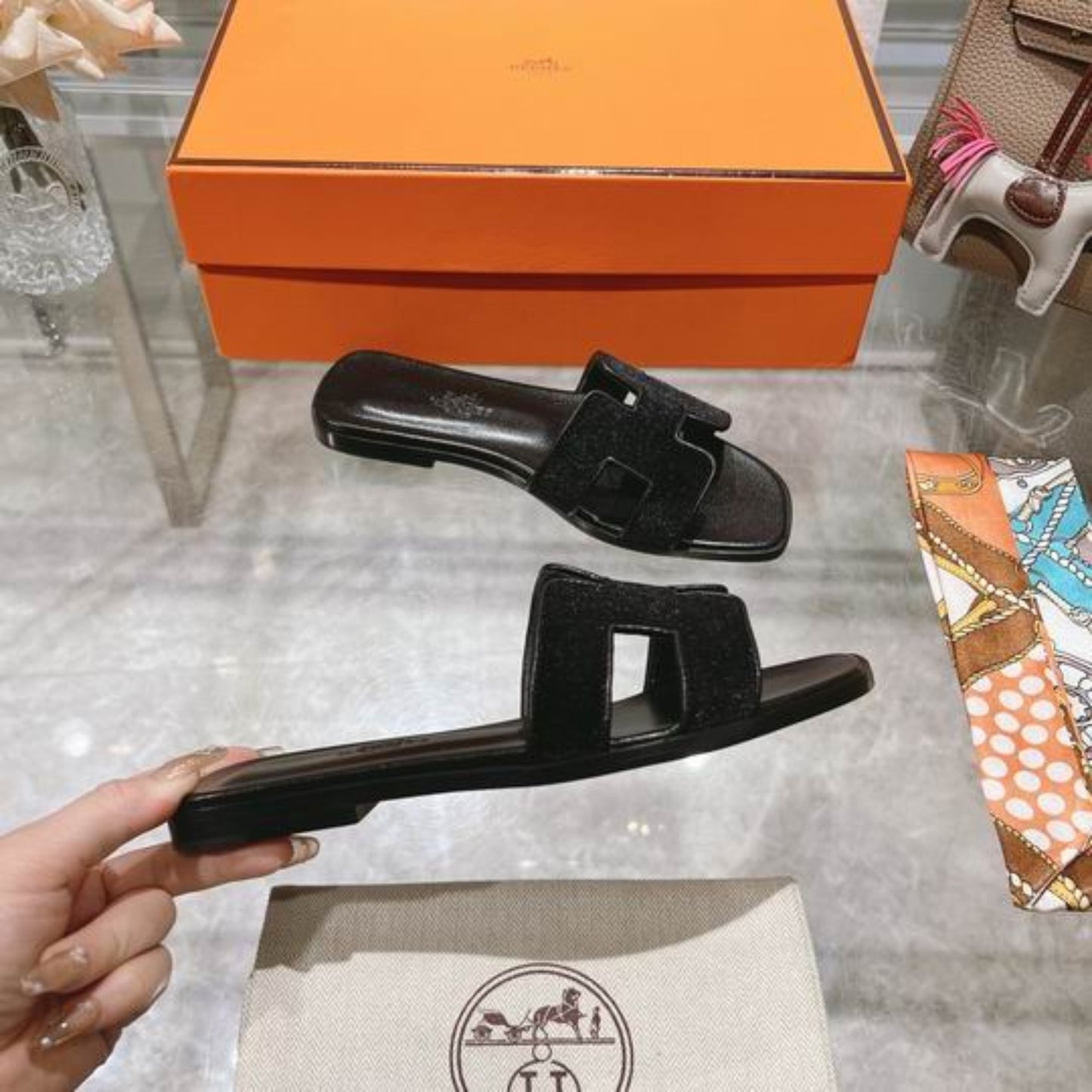 Sandália HRMS Oran Preto Carmuça