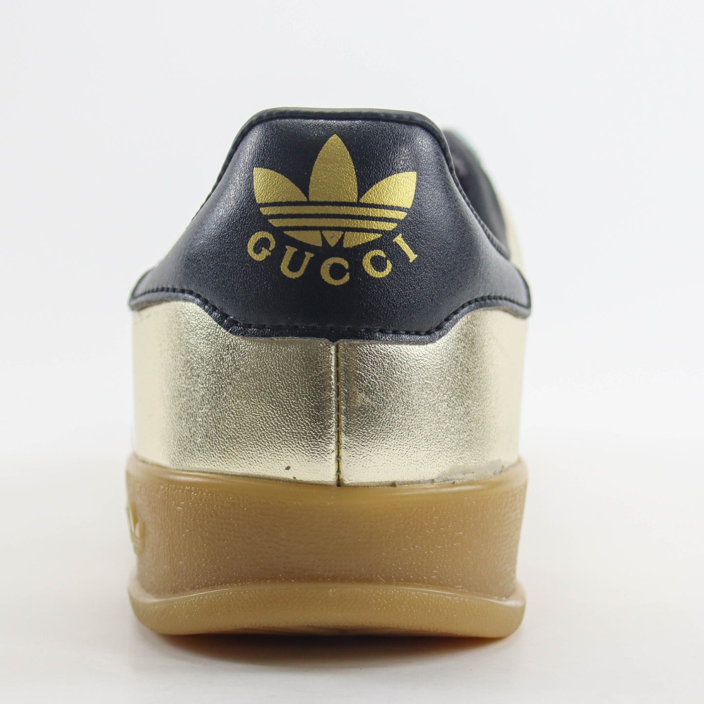 Tenis GG x Ads Gazelle Dourado com vermelho