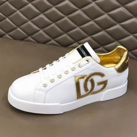 Tenis DG Portofino Couro Banco com Dourado e Logo Lateral