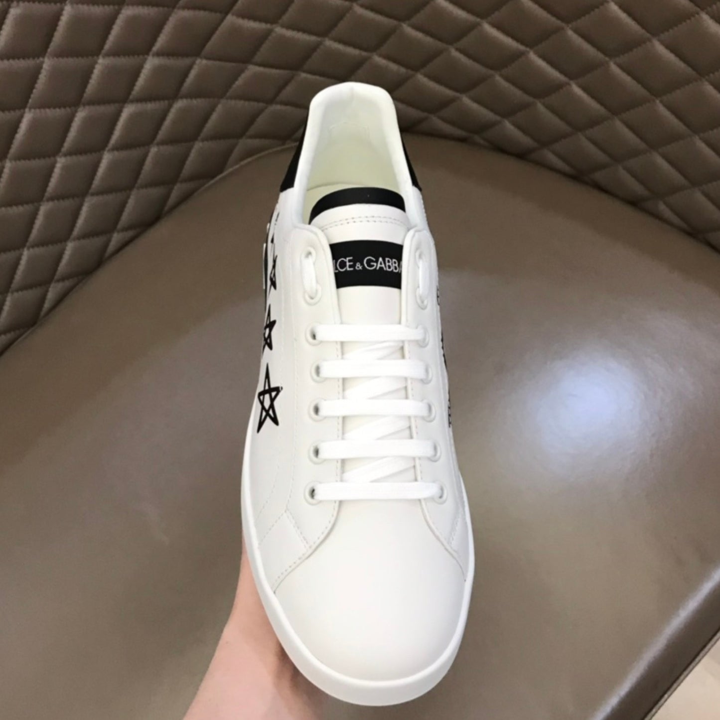 Tenis DG Portofino Couro Branco com Preto e Detalhes em Estrela
