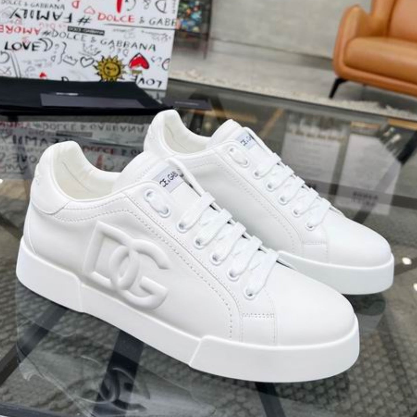 Tenis DG Portofino Couro Todo Branco com Logo Lateral Relevo