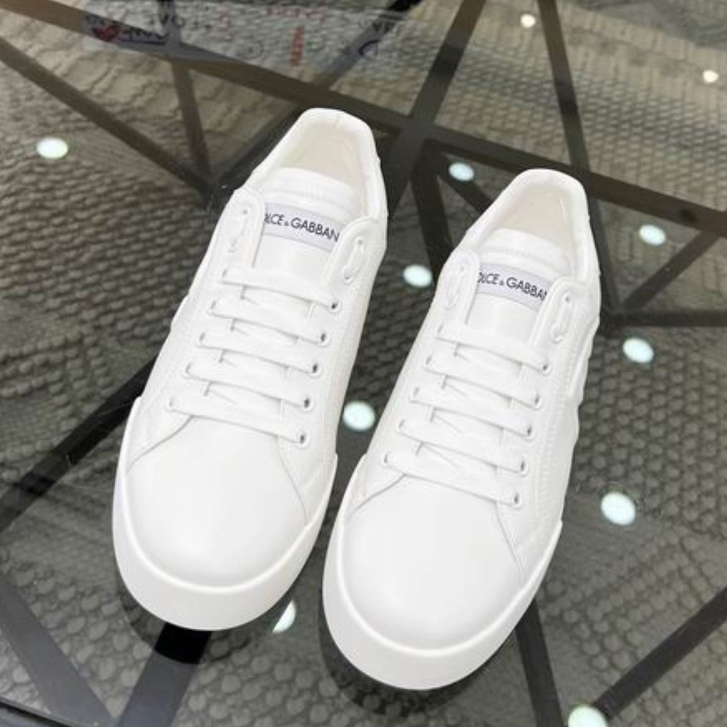 Tenis DG Portofino Couro Todo Branco com Logo Lateral Relevo