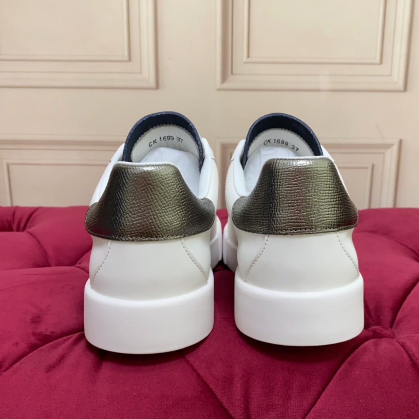 Tenis DG Portofino Couro com logo Branco com Prata