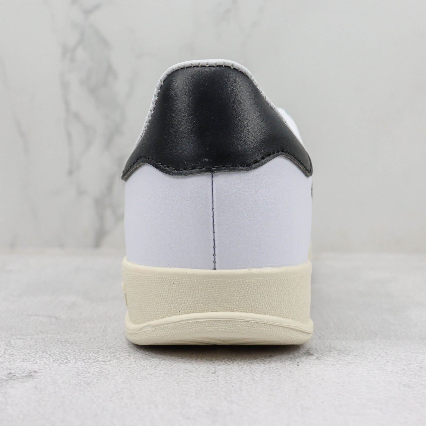 Tenis Ads Gazelle Classico Branco e Preto