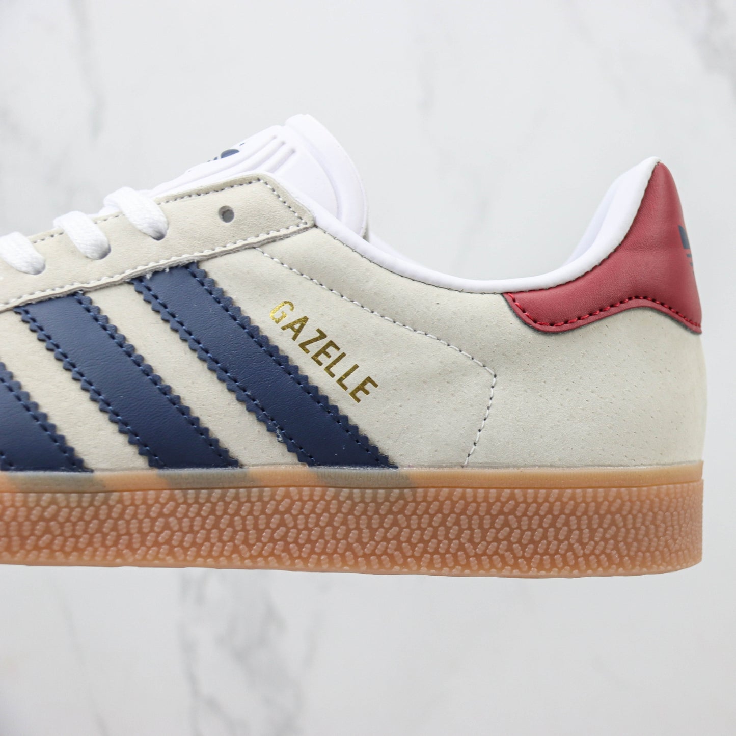 Tenis Ads Gazelle Creme com Vermelho